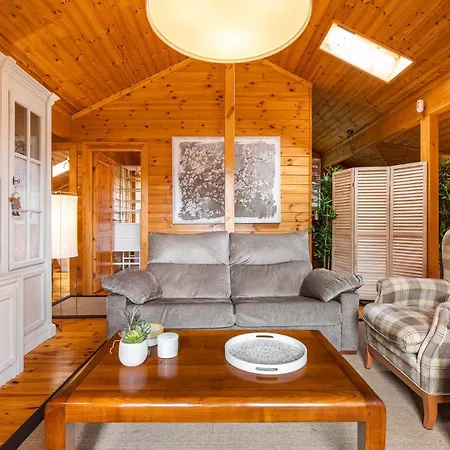 Apartment Espectacular De Madera Frente Al Rio Ter - *