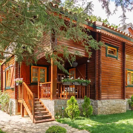 Chic Wooden House Pyrenees Views Apartament *