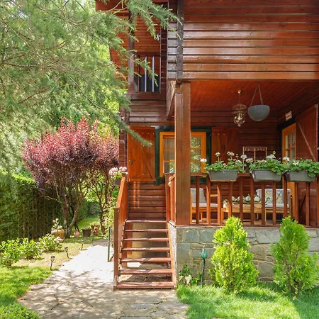 Chic Wooden House Pyrenees Views * Camprodon